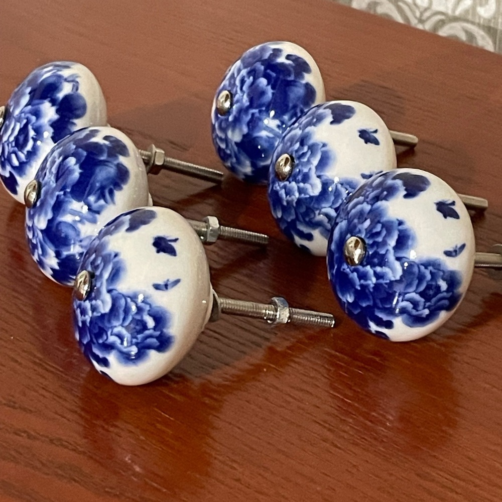 Lot of 6~ Indian Shelf Navy & White Floral Glass Knobs~Pulls
